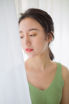 芳龄十六